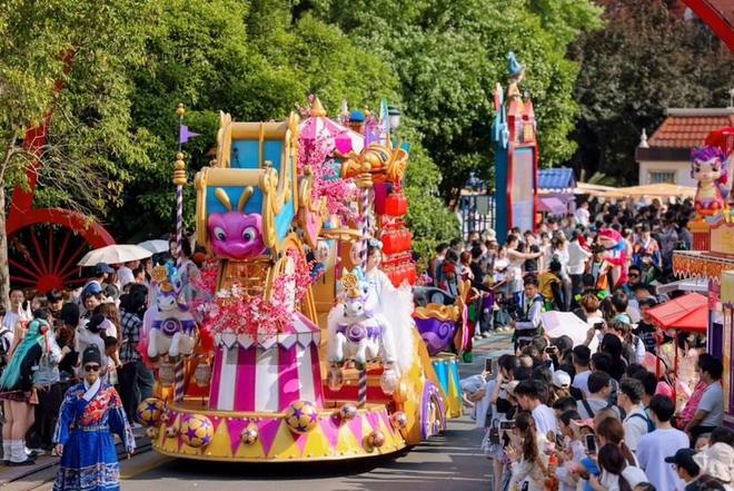 当国潮遇上电竞！五一假期上海欢乐谷潮玩夏日打造文旅盛宴(图2)