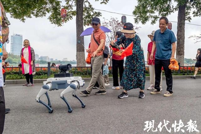 原来还可以这样玩！国庆中秋假期第二天嗨逛南京(图2)