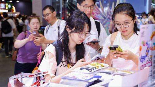 索泰全力支持2025全民电竞嘉年华携手玩家共创电竞狂欢(图6)