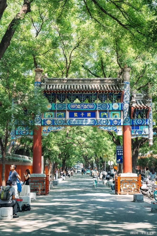 北京正规旅行社排行榜：您只需决定出发其余琐事交给我们