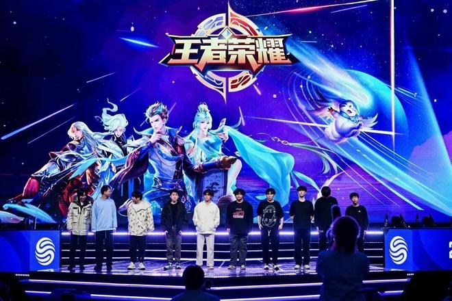 线上海选→专业赛场！静安社区电竞嘉年华让热爱拥有闪光舞台(图8)