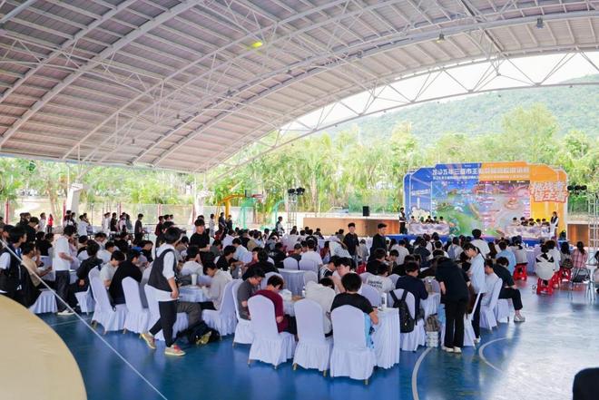 2025年三亚市王者荣耀高校邀请赛落幕青春力量赋能“电竞+文旅”融合发展(图4)