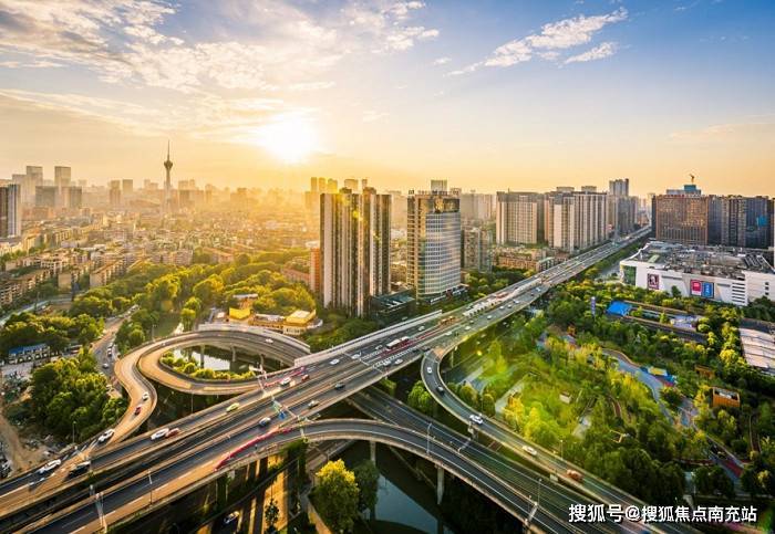 成都成华区房价走势与升值潜力分析 热门板块新盘推荐 华润置地万科等品牌楼盘测评(图3)