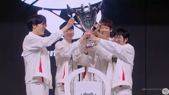 展望2026年LOL电竞赛事！一潭死水里还能有奇迹吗？