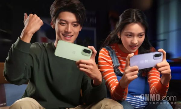 一加Ace 6T：电竞三芯+165Hz高刷 重新定义游戏体验