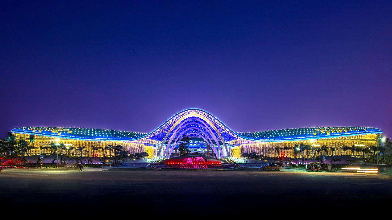 海南三亚国际免税城：重塑商业功能格局提升国际消费体验