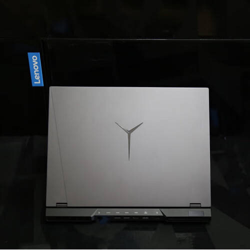 游戏的终极武器：联想拯救者Y7000P R9000P游戏本(图1)