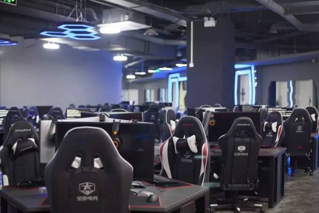 体验泰坦军团与Lecoo联想来酷电竞显示器的不同魅力(图1)