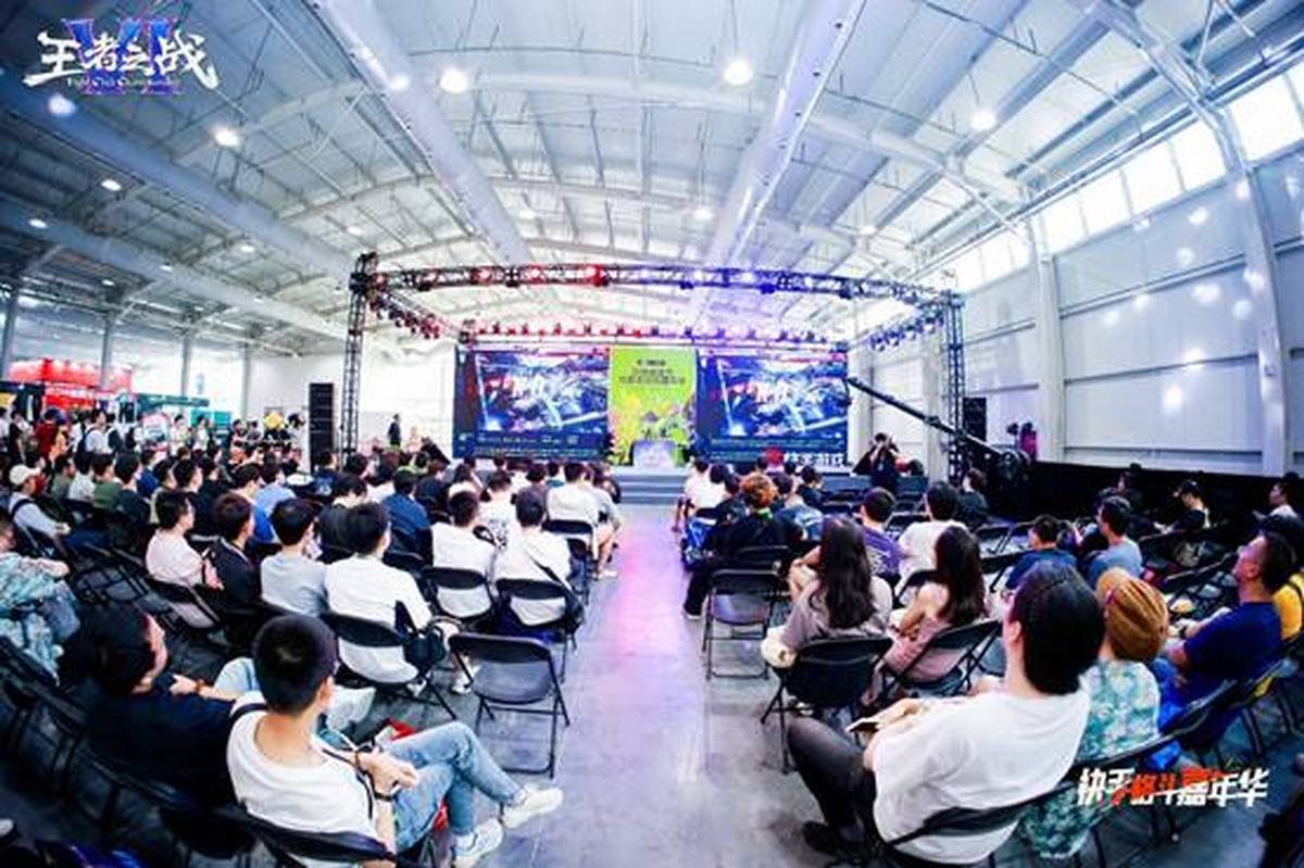 拳头游戏宣布《英雄联盟手游》将与保时捷展开游戏内联动(图1)