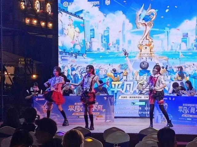 集结梦之队征战世界杯《最佳球会ONLINE》上线Steam